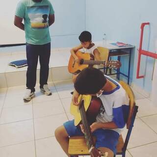  Associação Amor em Cristo